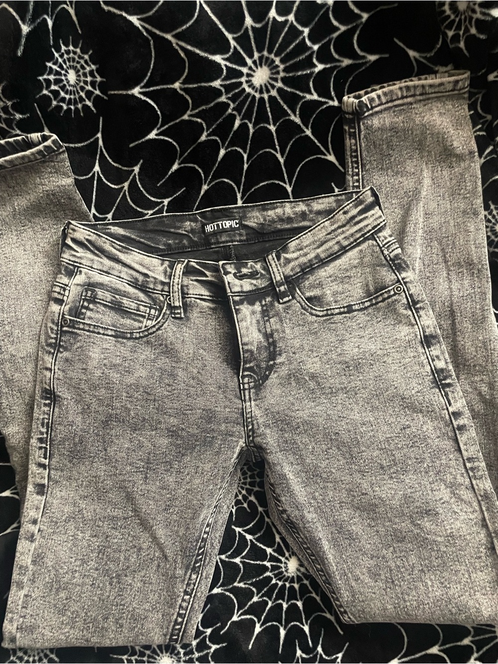 Hot Topic Grey Skinny Jeans